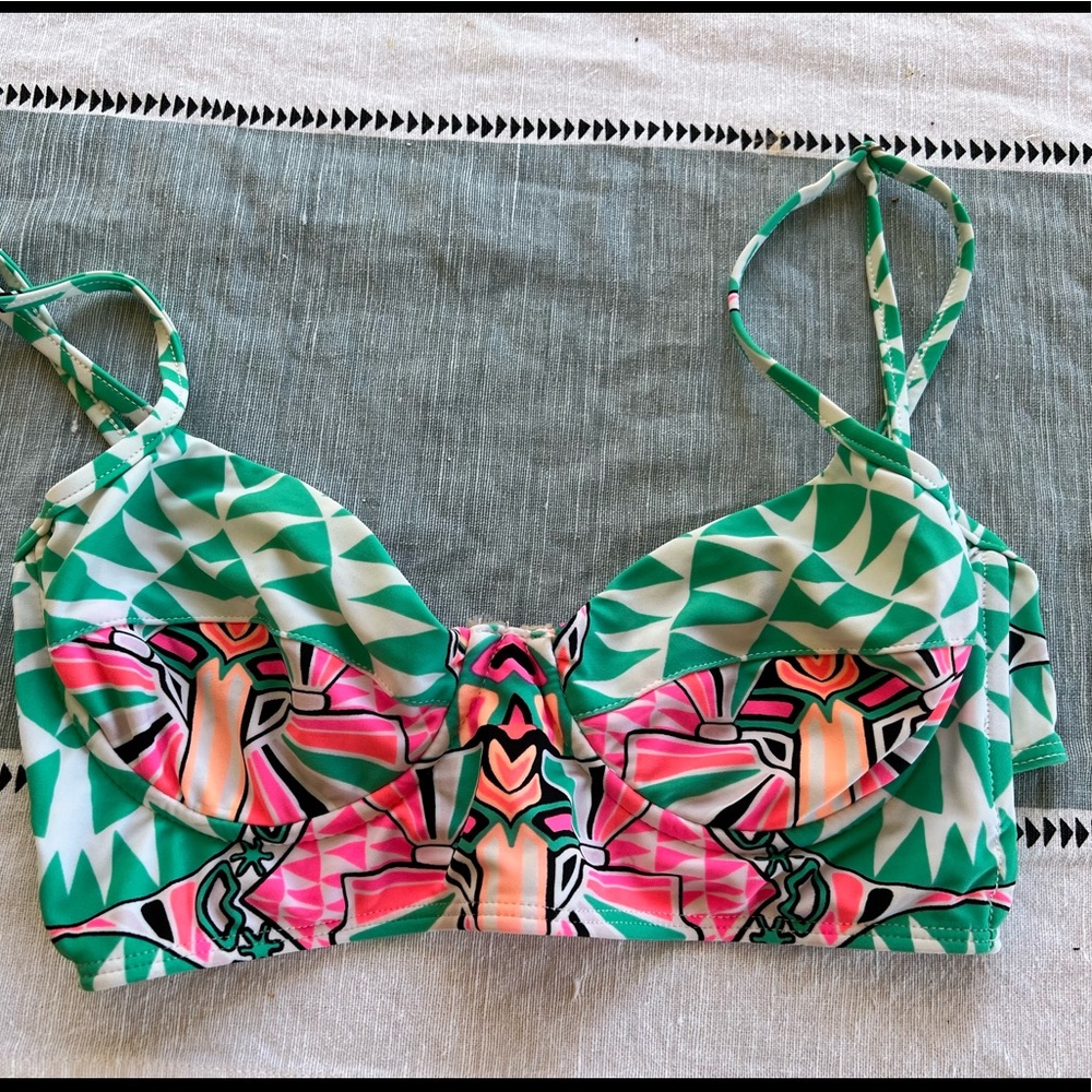 Mara Hoffman 🔥 Ultra Flattering Underwire bikini top